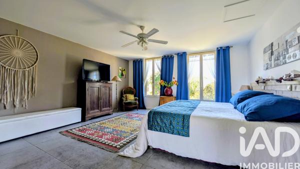 Maison à vendre 9 pièces 270 m² Échillais