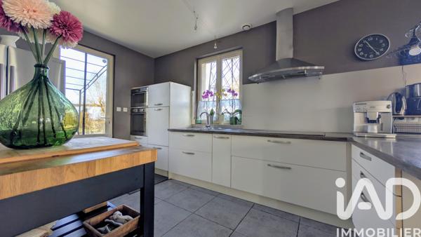 Maison à vendre 9 pièces 270 m² Échillais