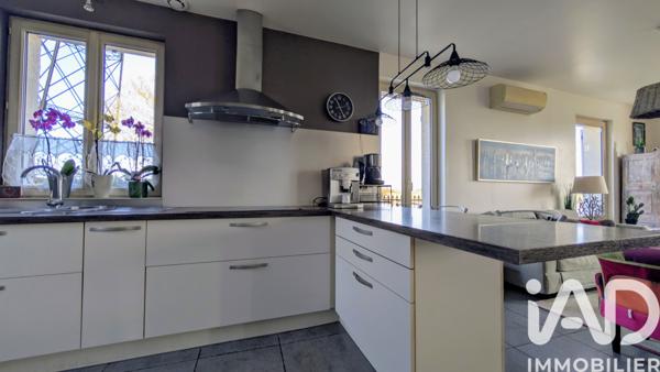 Maison à vendre 9 pièces 270 m² Échillais