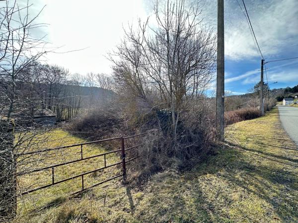 Terrain constructible de 1060 m2