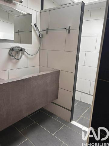 Immeuble à vendre 146 m² Rougemont