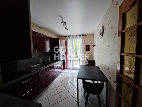 Appartement à vendre de 4 pièces de 87 m² avec balcon et parking