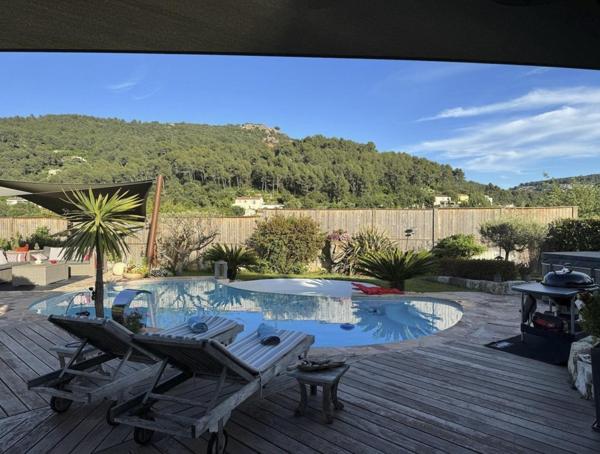 Maison de caractère avec vue panoramique dégagée,