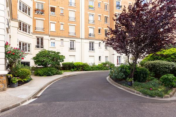 Appartement Courbevoie 2 pièce(s) 43 m2