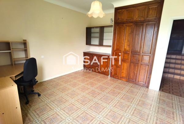 Maison familiale, vue Pyrénées et grand terrain