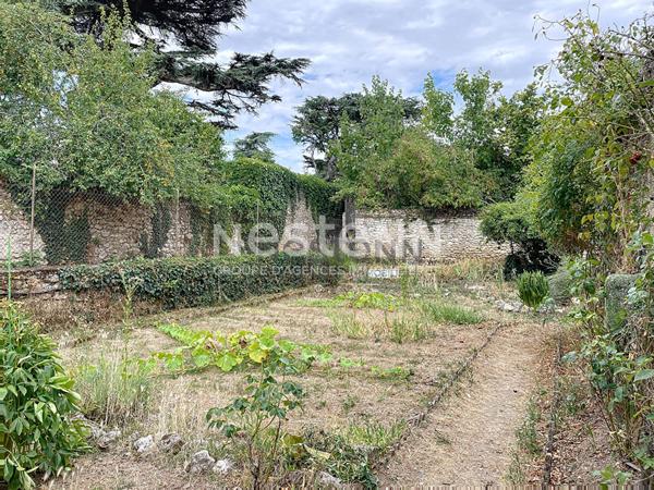 Beau projet de rénovation !! Amoureux de l'ancien : maison + dépendances à personnaliser ! La Chaussée St Victor