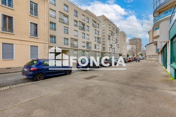 À vendre Studio 21.85 m² - Lyon 69007