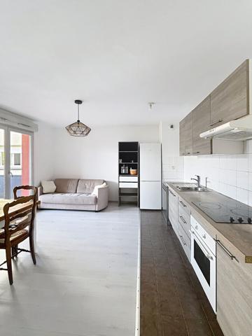 VILLEURBANNE T3 - IDEAL COLOCATION ETUDIANTS OU ACTIFS
