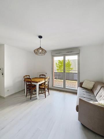 VILLEURBANNE T3 - IDEAL COLOCATION ETUDIANTS OU ACTIFS