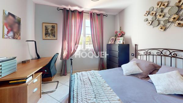 Villa T5 avec piscine sur une parcelle d'environ 1 200 m2