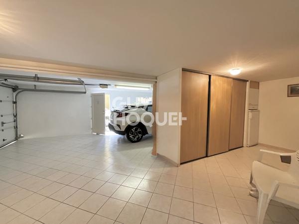 Villa T5 avec piscine sur une parcelle d'environ 1 200 m2