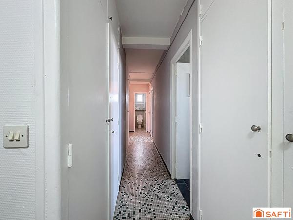 à 15mn à pieds de la gare et tous commerces