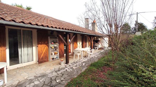 Maison 5 pièces à vendre Colombiers - 86490 / Réf: 11833