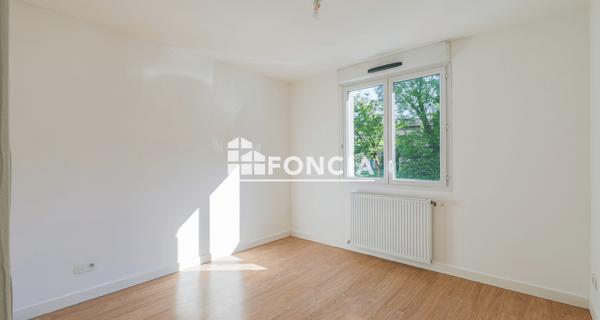 À vendre Studio 40 m² - Gières 38610