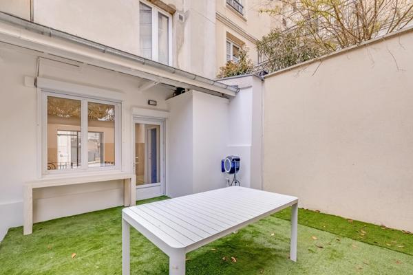 LOCAL COMMERCIAL - EMPLACEMENT PRIME - NOGENT-SUR-MARNE