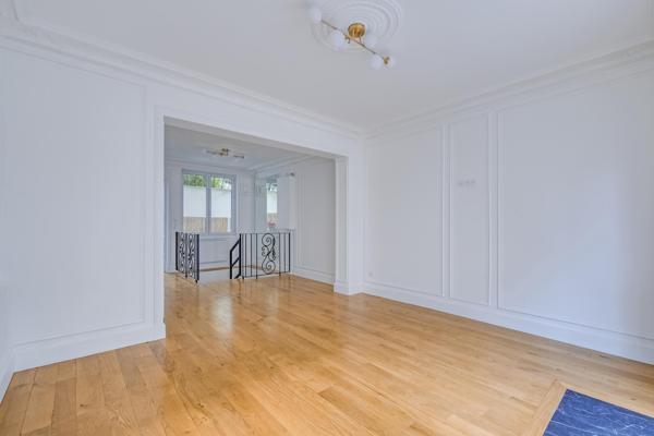 LOCAL COMMERCIAL - EMPLACEMENT PRIME - NOGENT-SUR-MARNE