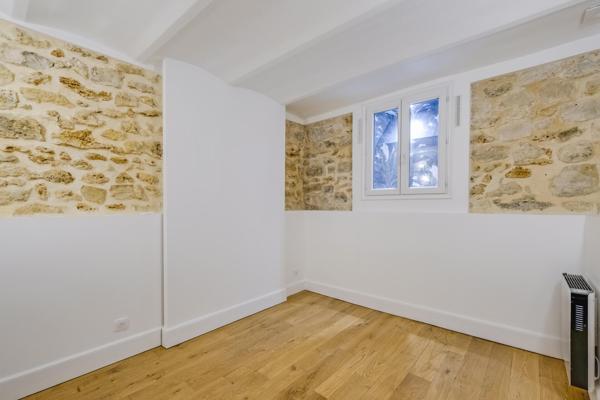 LOCAL COMMERCIAL - EMPLACEMENT PRIME - NOGENT-SUR-MARNE