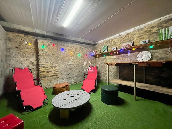 À LOUER Maison de ville meublée LAVAL HYPER CENTRE