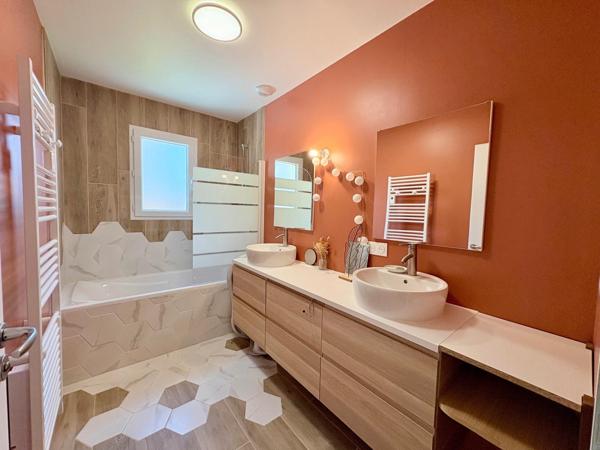 MAISON CONTEMPORAINE PLAIN PED