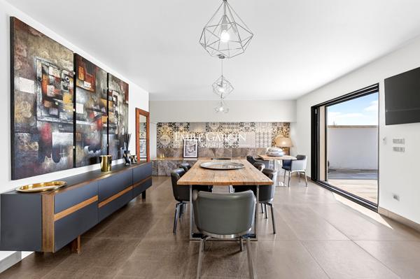 A vendre - Propriété contemporaine - en Haute Provence - en position dominante