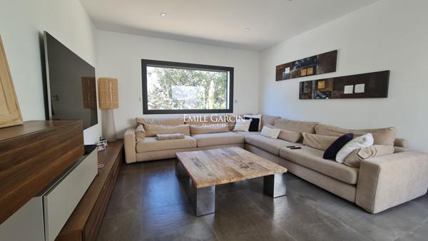 A vendre - Propriété contemporaine - en Haute Provence - en position dominante