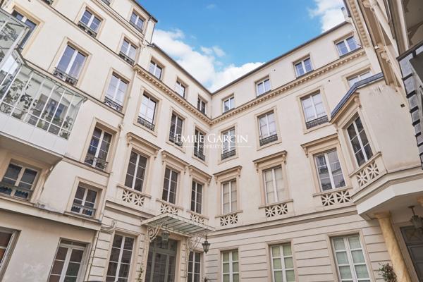 A vendre - appartement d'exception - 147 m² - Paris - 75007 - Carré des Antiquaires
