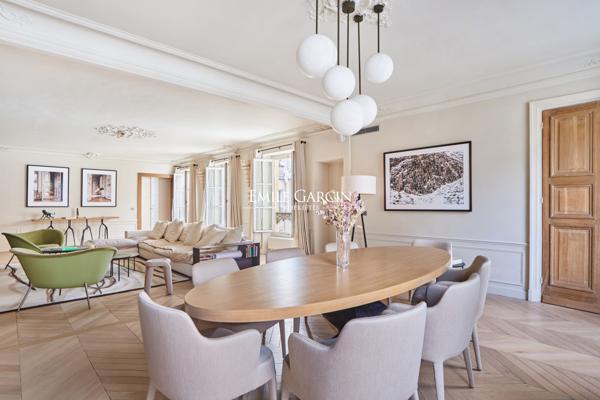 A vendre - appartement d'exception - 147 m² - Paris - 75007 - Carré des Antiquaires