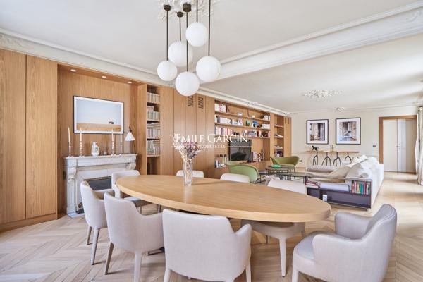 A vendre - appartement d'exception - 147 m² - Paris - 75007 - Carré des Antiquaires