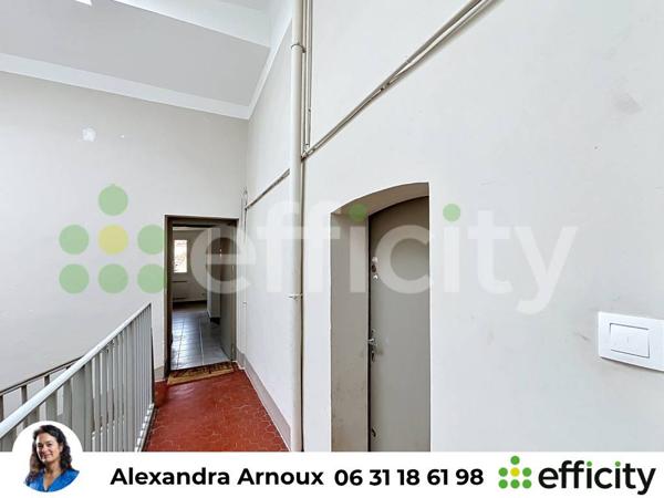 Appartement
         3 pièces
        - 64 m² 350 000 € *