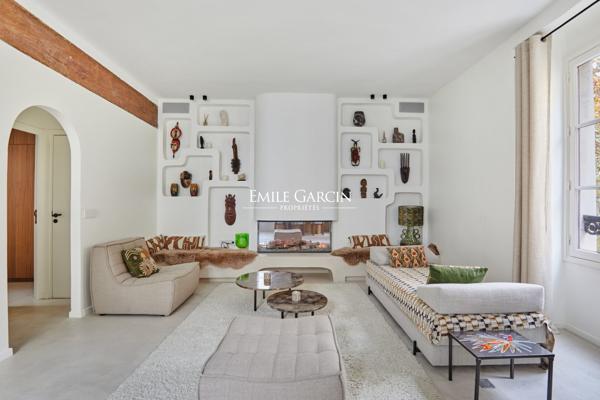 A vendre - appartement - 60 m²  - Paris - 75006  - Saint-Michel  - Vue dégagée