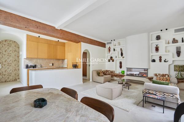 A vendre - appartement - 60 m²  - Paris - 75006  - Saint-Michel  - Vue dégagée