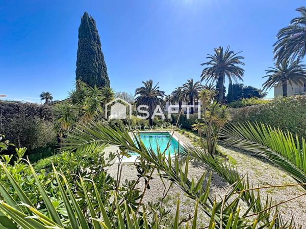 SANARY-SUR-MER – PORT'ISSOL | PROPRIÉTÉ D’EXCEPTION À PIED DE LA PLAGE ET DU PORT