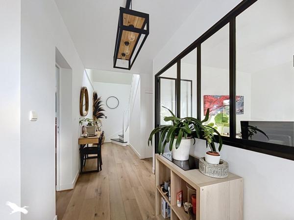 Maison à vendre 399 087 € Luynes 5 p 159 m² DPE C