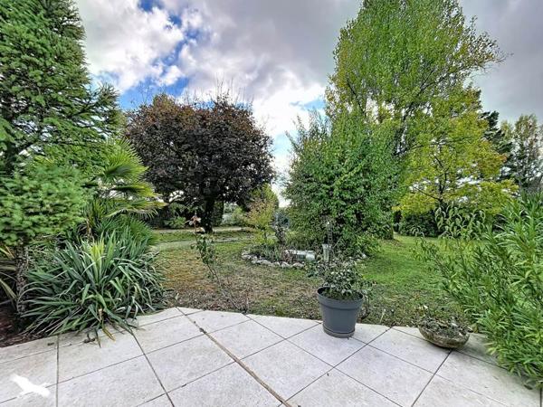 Maison à vendre 399 087 € Luynes 5 p 159 m² DPE C