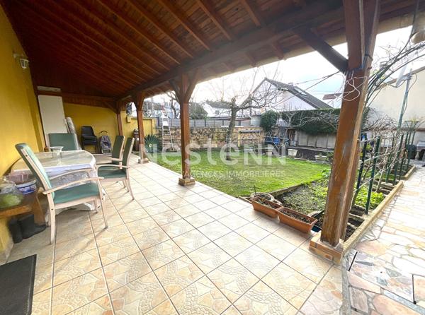 Maison 5 piéces / 3 chambres / garage / jardin et dependance