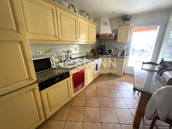 Maison 5 piéces / 3 chambres / garage / jardin et dependance