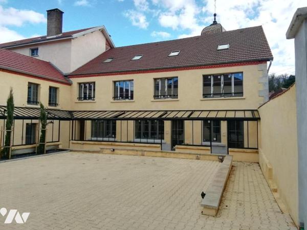BYANS-SUR-DOUBS IMMEUBLE 3 APPARTEMENTS 328.06M²
