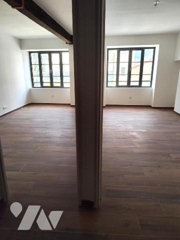 BYANS-SUR-DOUBS IMMEUBLE 3 APPARTEMENTS 328.06M²