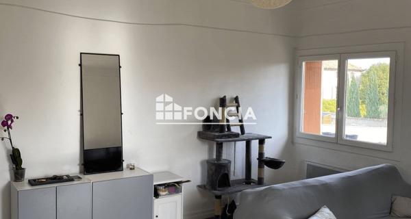 Location Appartement 3 pièces 52.67 m² - Châteauneuf-de-gadagne 84470