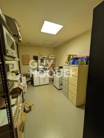 Proche Préfecture, bureaux 219 m²