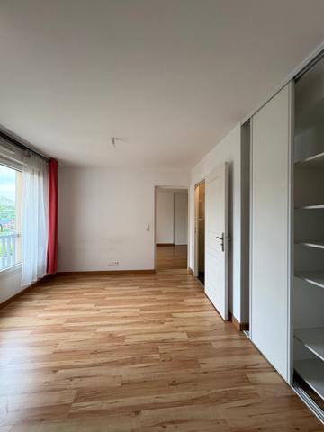 Grand appartement 3 pièces au centre ville