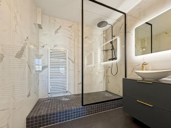 Grand appartement 3 pièces au centre ville