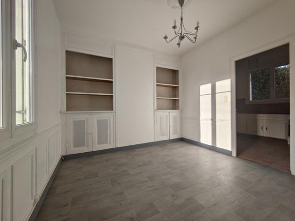 PROCHE CENTRE VILLE, DANS QUARTIER ST JUST DES MARAIS, MAISON BOURGEOISE DE 160 M² HAB AVEC GARAGE ET JARDIN  Beauvais (60000)