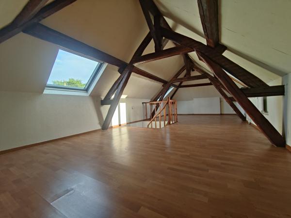 PROCHE CENTRE VILLE, DANS QUARTIER ST JUST DES MARAIS, MAISON BOURGEOISE DE 160 M² HAB AVEC GARAGE ET JARDIN  Beauvais (60000)