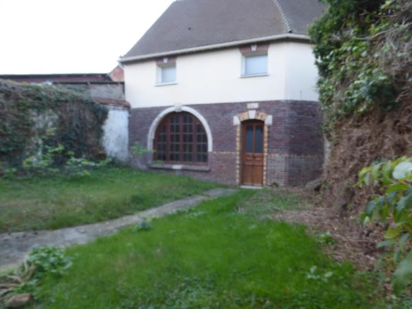 PROCHE CENTRE VILLE, DANS QUARTIER ST JUST DES MARAIS, MAISON BOURGEOISE DE 160 M² HAB AVEC GARAGE ET JARDIN  Beauvais (60000)