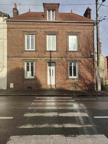 PROCHE CENTRE VILLE, DANS QUARTIER ST JUST DES MARAIS, MAISON BOURGEOISE DE 160 M² HAB AVEC GARAGE ET JARDIN  Beauvais (60000)
