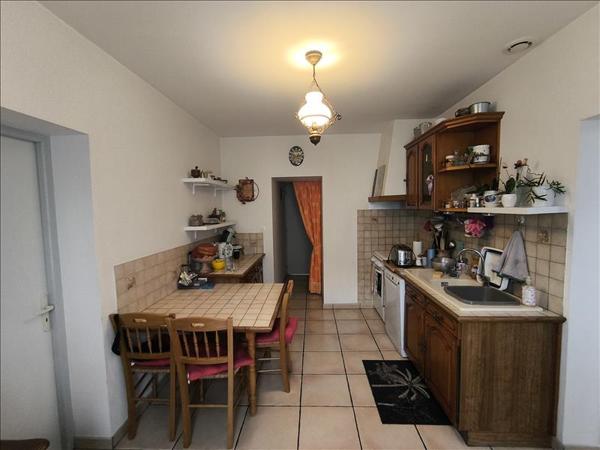 Maison à vendre |  Montlieu-la-Garde |  6 pièces | 161 m²