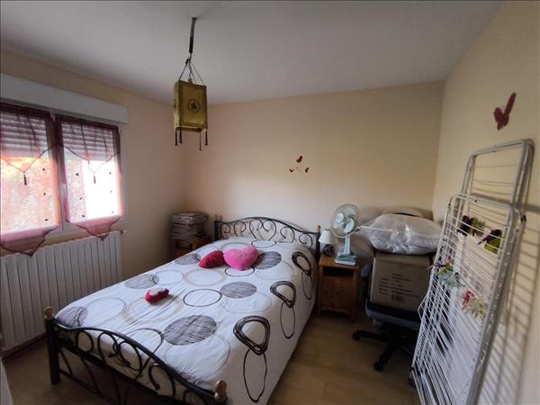 Maison à vendre |  Montlieu-la-Garde |  6 pièces | 161 m²