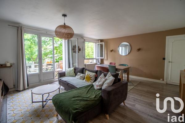 Appartement 4 pièces de 63 m² à Rueil-Malmaison (92500)