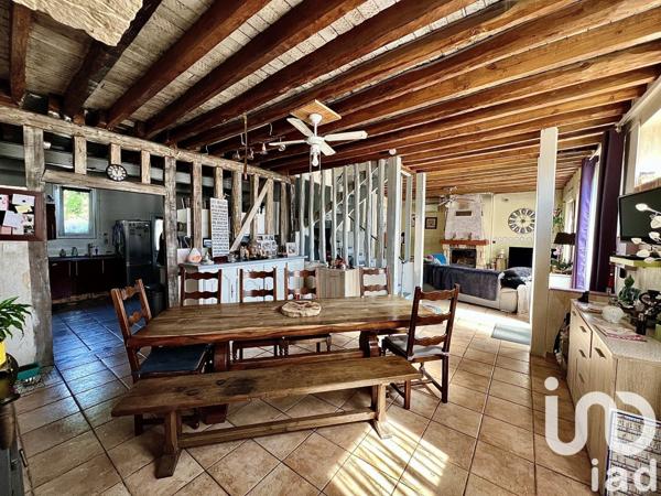 Maison 6 pièces de 160 m² à Saint-Julien-les-Villas (10800)